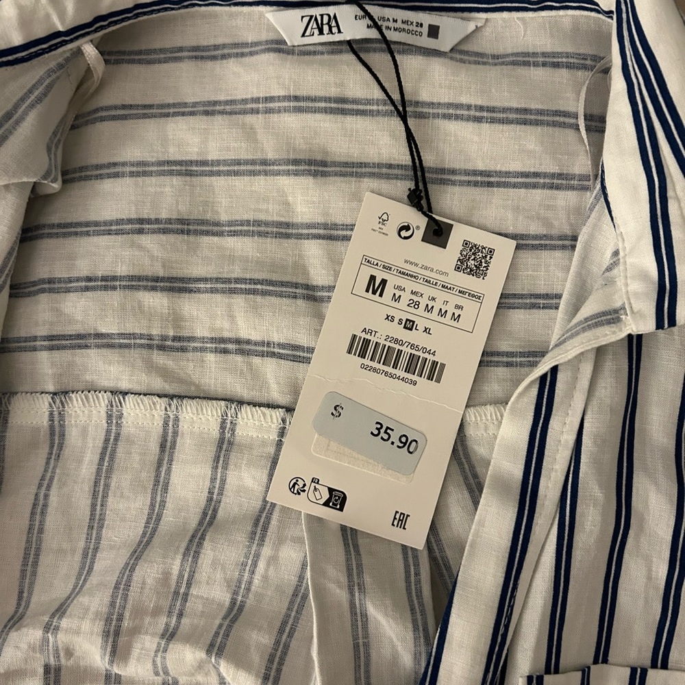 Zara cropped button up - Picture 2 of 2